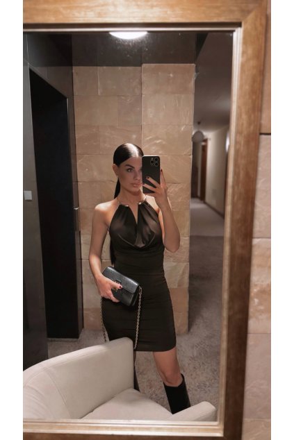 51925EB2 06F6 478D AAB3 A2480C69F747