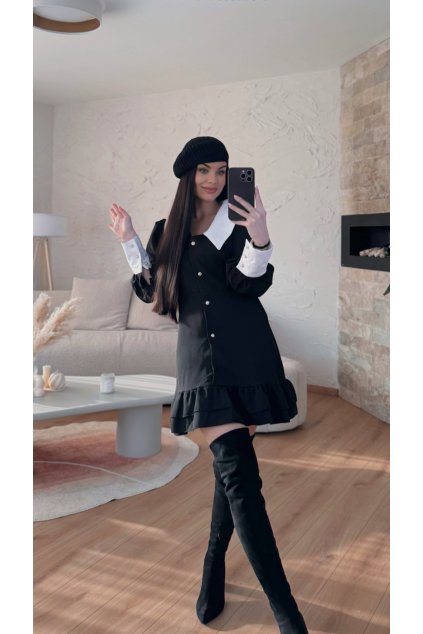 8D2131E7 2029 4C41 BB81 C24EC235E888