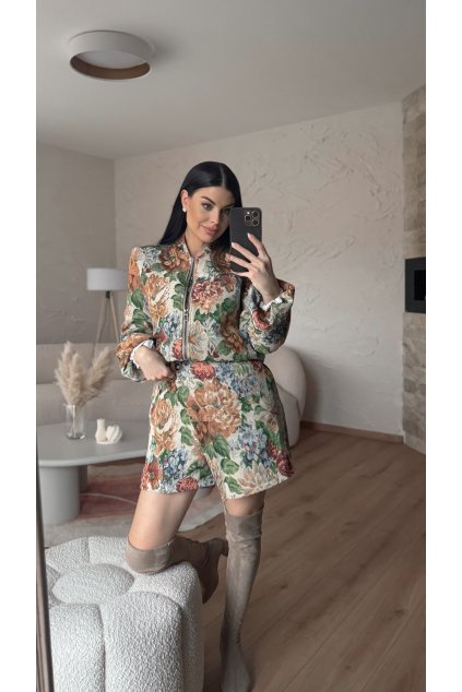 63DD7B7E 81A7 41CE B68D D0F738EC9AE8