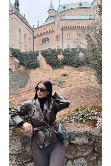 E028F13F CD24 421C AF11 7F7FDE972989 COLOURTONE