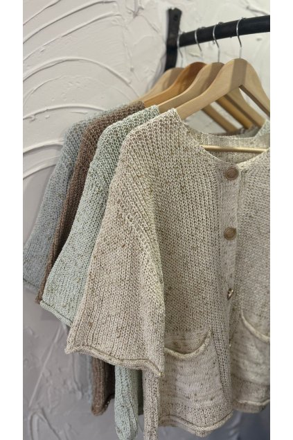 E408427E BB4D 4219 85F0 B72A4DC52CF2