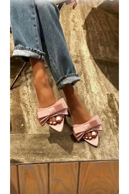 BD59A48B 94A5 4F52 A149 3263F30A9328