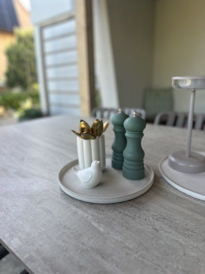 Tác HOME větší