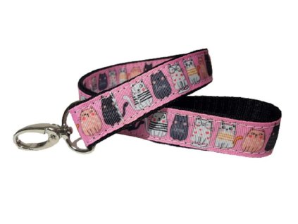 Růžová klíčenka kočky