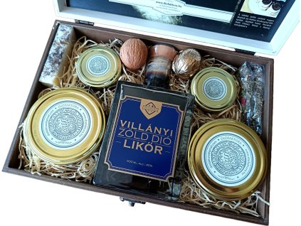 Zöld dió likőrös doboz
