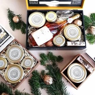 A dió a bölcsesség és az erő szimbóluma! Gondoljatok rá ajándékként is! #cegesajandek, #karacsonyiajandek, #egyediajandek,...