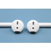 Sluchátka Apple AirPods (2019) (MV7N2ZM/A) bílá  ..Použito - Vráceno ..Vevnitř pouzdra známky opotřebení  ..Oděrky na pouzdře ..Záruka 12 měsíců