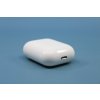 Sluchátka Apple AirPods (2019) (MV7N2ZM/A) bílá  ..Použito - Ušpiněno ..Vrypy na sluchátcích ..Levé sluchátko zažloutlé ..Záměna krabičky ..Oděrky na pouzdře ..Záruka 12 měsíců