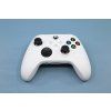 Ovladač Microsoft Xbox Series Wireless (QAS-00009) bílý  ..Odzkoušeno - Vráceno ..Náhradní krabice ..Chybí baterky ..Záruka 12 měsíců
