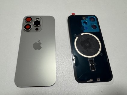 Apple iPhone 15 pro - Zadný kryt housingu natural prirodný titán
