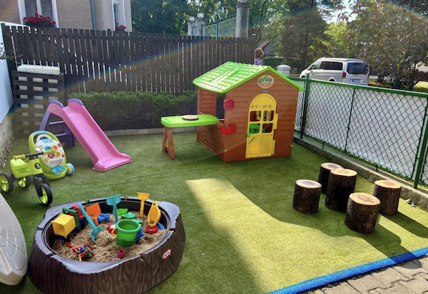 Zábava pro děti, pohoda pro vás - Koutek čeká uvnitř i venku.