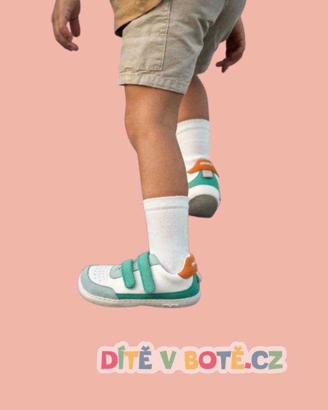 Barefoot neznamená tenká hadrová bota. Barefoot znamená, že bota neruší přirozenou práci nohy. Dětská noha se vyvíjí...