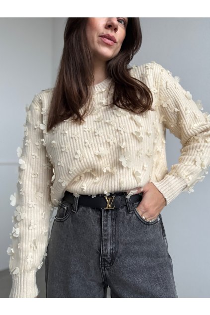 Svetrík s 3D kvetinkami 6287