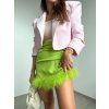 Green feathers  4011