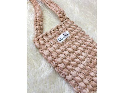 Kapsa na telefon beigh