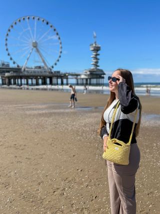 ☀️jak si užíváš poslední dny prázdnin ty? 💛 #divatera #hackovanakabelka #crossbodybag #hackovani #fitcheck #style #leto...