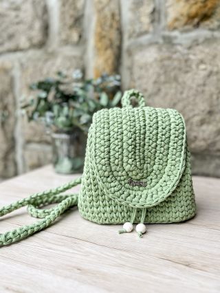 Znáš ten pocit, když chceš jet někde na výlet a chceš se hezu oblíknout ale tak úplně si nechceš brát velký nehezký batoh?...