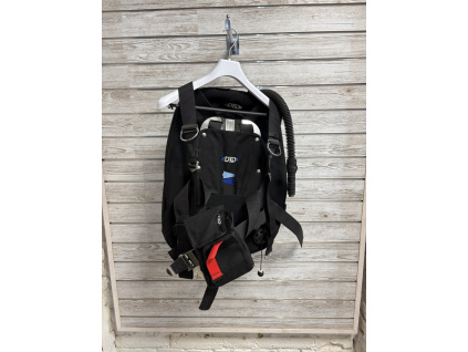 DTD Ring 17 + backplate + popruhy + kapsy