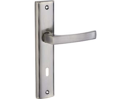 Klika na dlouhém štítu na klíč ARIA – patina