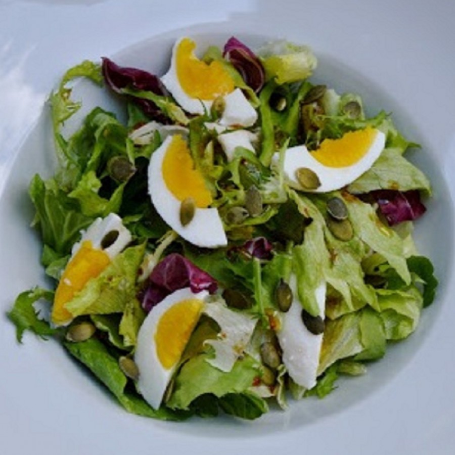 Salát s medovou zálivkou