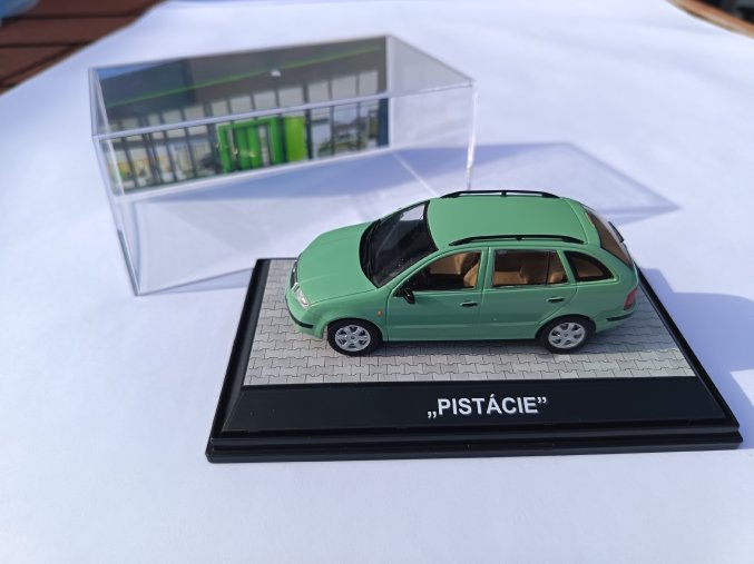Škoda fabia pistácie