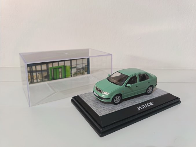 Škoda fabia pistácie sedan