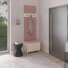 Detail předsíňové stěny Bianco 6 P/6 s růžovými čalouněnými panely