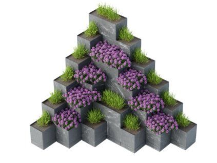 pyramida ve střední velikosti