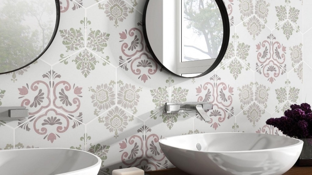 Nechte se inspirovat dekorovaným šestihranem FANTASY PINK HEX od keramičky APE