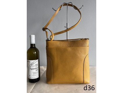 1511 crossbody velké d36 hořčicová