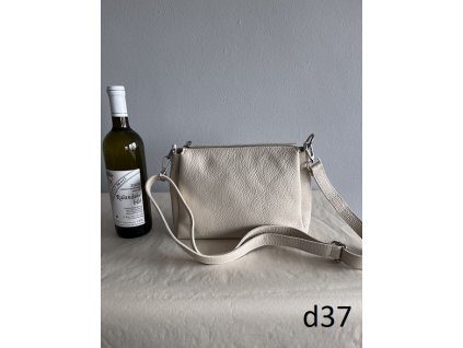 8799 kabelka 3 fochy d37 latte
