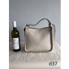2155 kabelka větší d37 latte