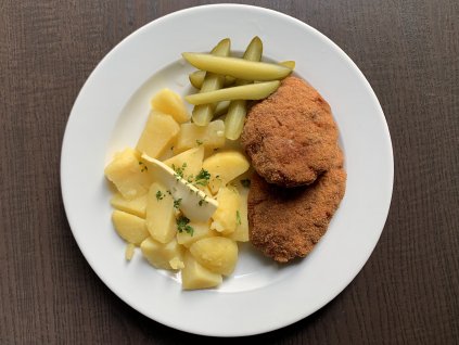 C8273AED 625E 4AA5 9FB2 18E9D544C4E1