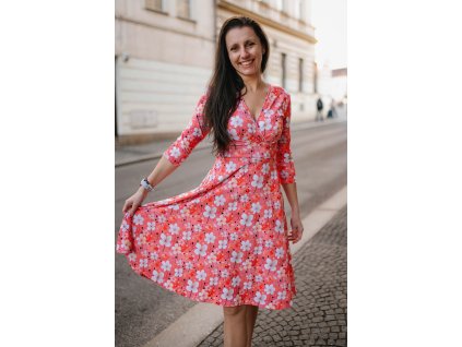 Květy na lososové  Amelie - 100cm - bavlněný úplet