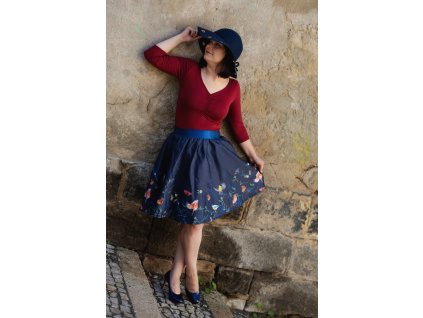 Na větvích tmavě modrá - Půlkolovka