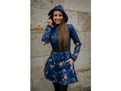 Na větvi na tmavě modré - Bianca