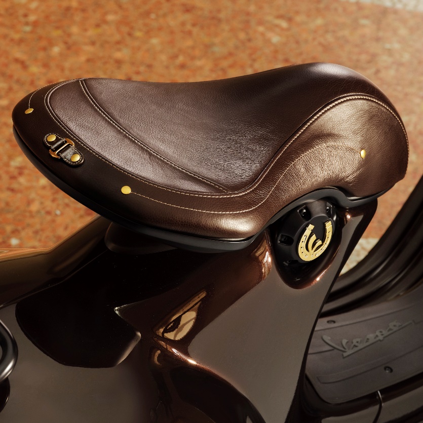 Vespa 946 Horse – detail 2