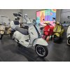 VESPA GTS 300 Yacht