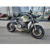 Ducati Streetfighter V2
