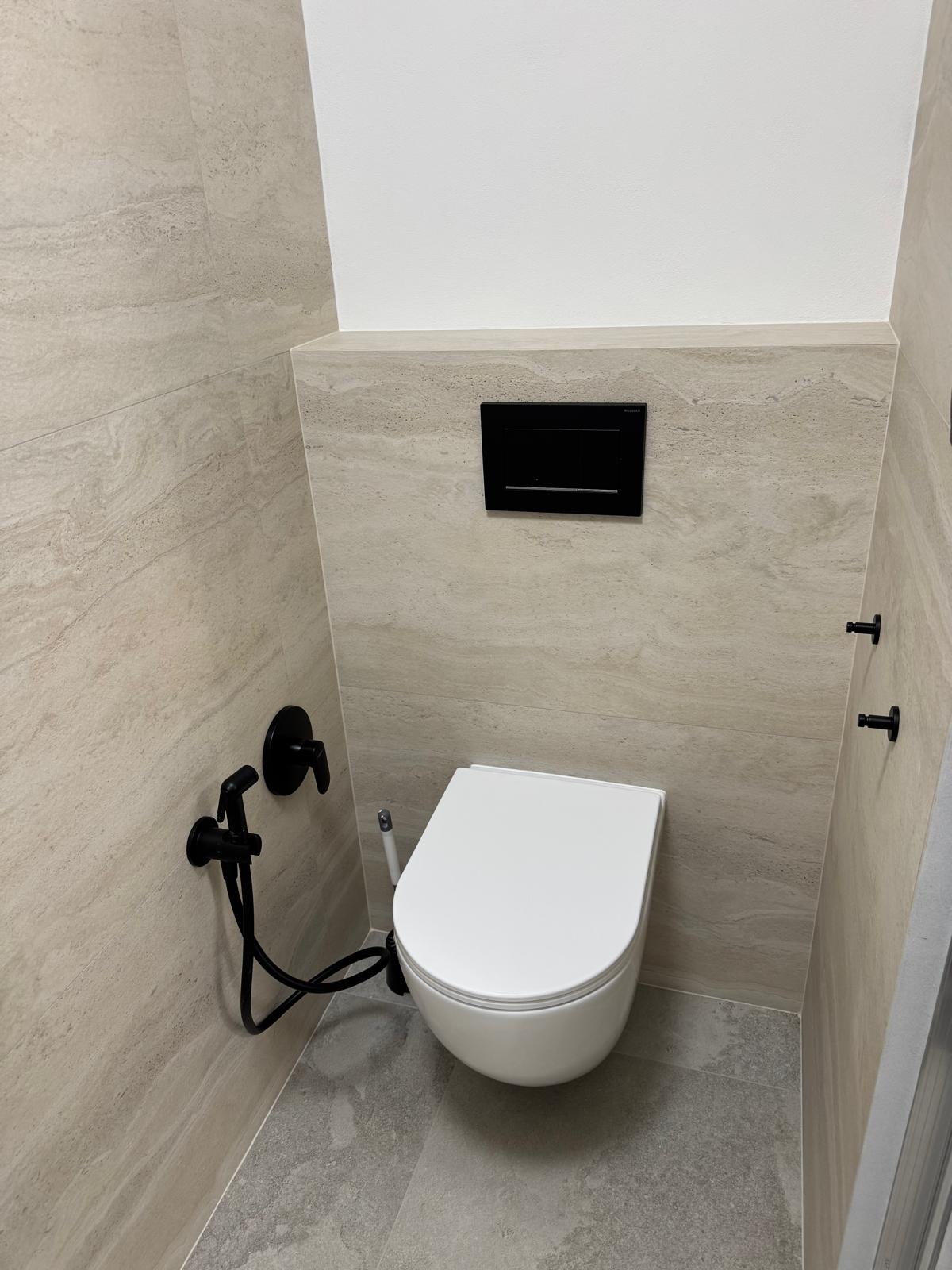 703371ea-c226-492c-a8b8-2ff72c9c17d8