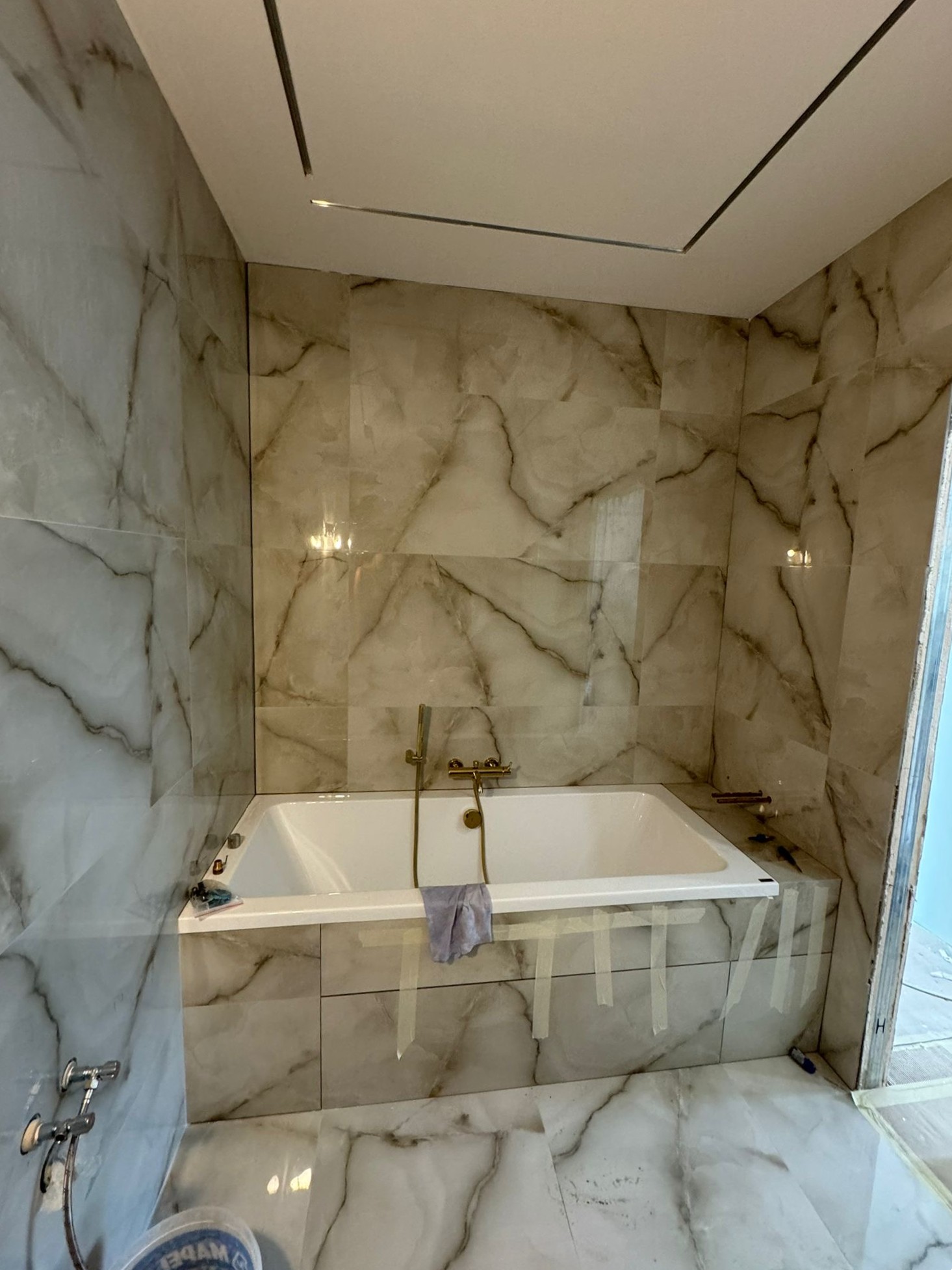 a8e7da71-5cb1-458b-975b-59cd7f4f4c41