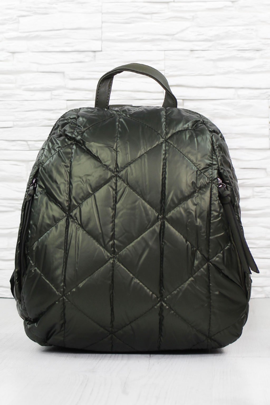 Zelený dámský batoh A 2275GR (1)