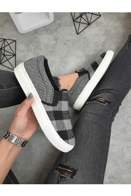 SS18 BLACK Slip on (3)