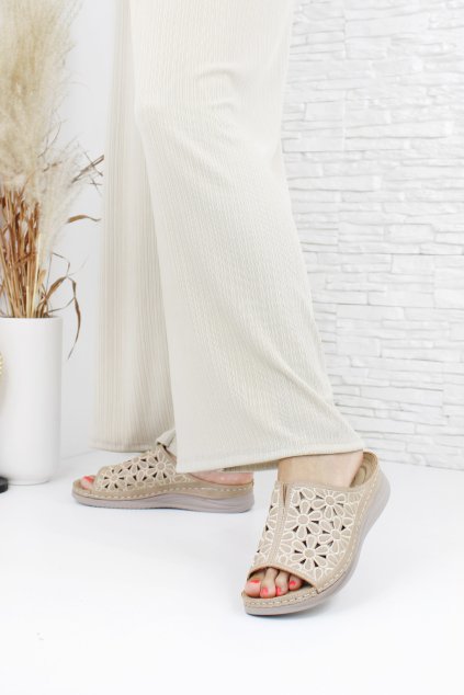 Dámské nazouváky CC2530 3KH (1)