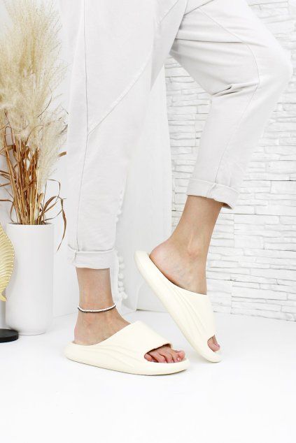 Nazouváky 851BE (1)