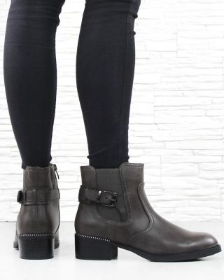 🖤 Stylová volba do města i do práce. Dámské šedé kotníkové boty pro každý den i večer 🖤 www.dnesobouvam.cz Kód: HL61536G ·...