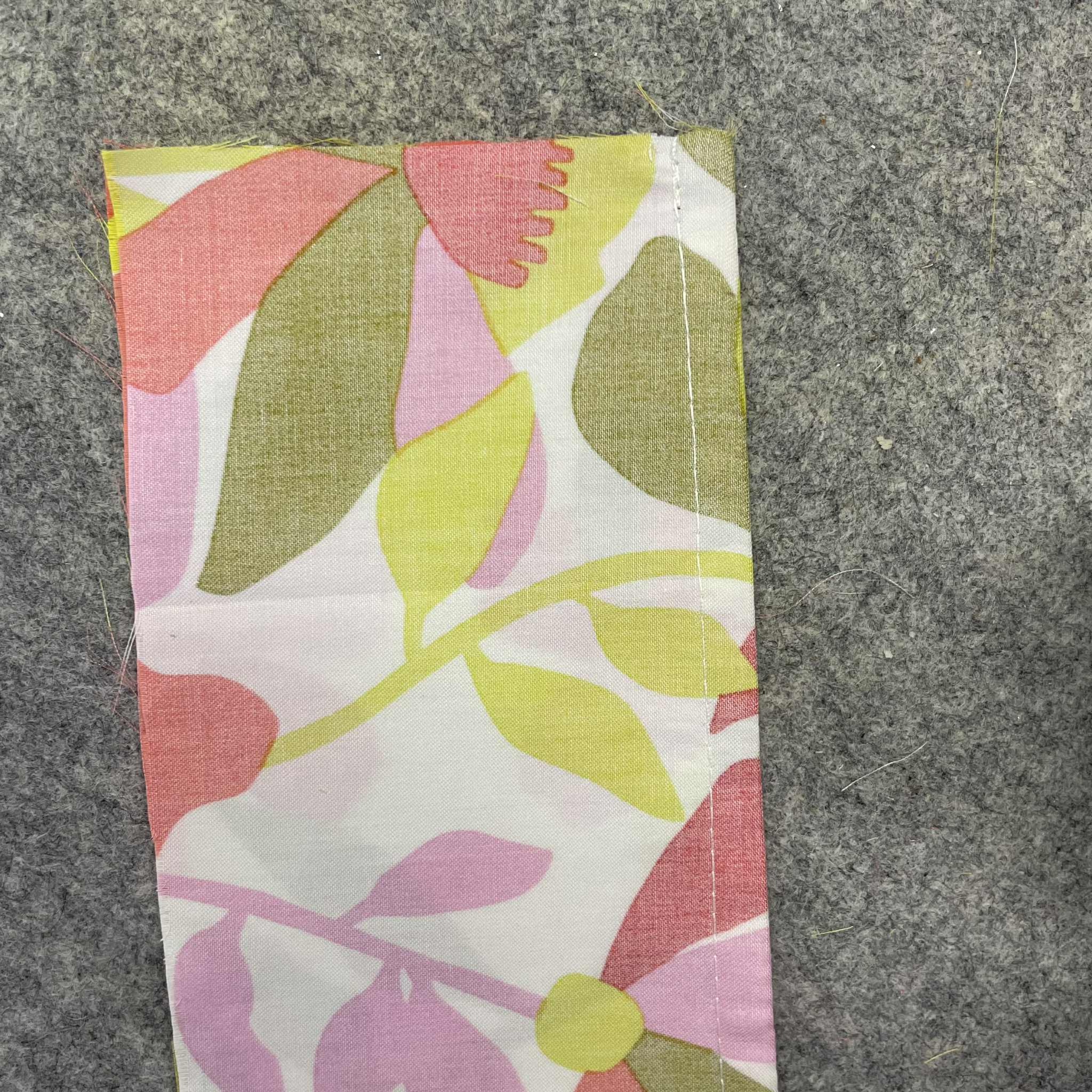 a570b703-4717-4d7d-878d-14a3bc1ab9d2