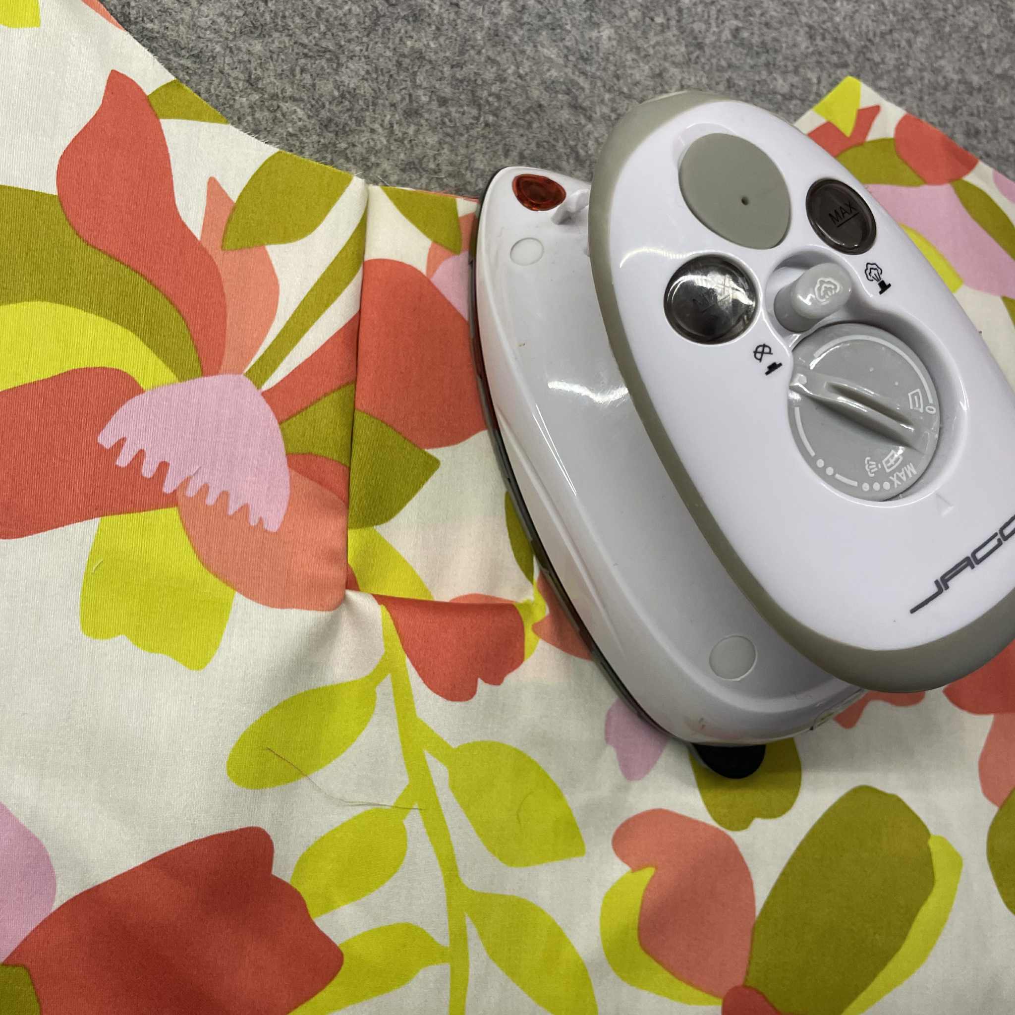 ef364a98-48ef-4516-911c-3f9ca6b9ab09