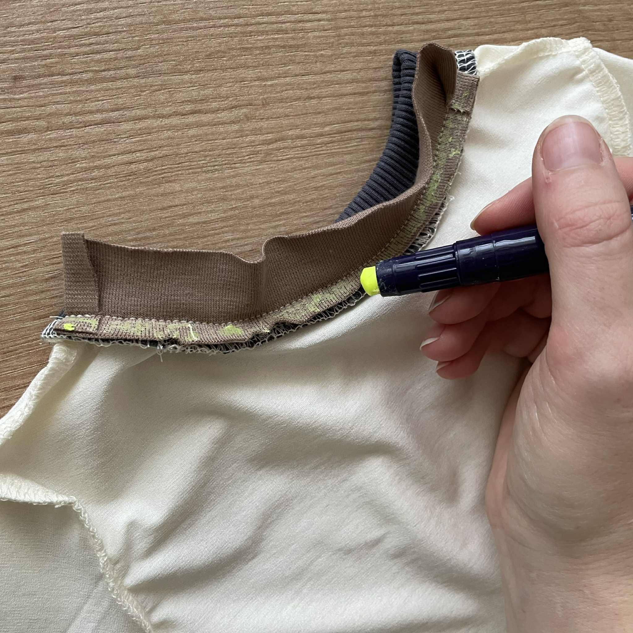 34ab794b-bd05-4ba6-bc16-ef2d66608303