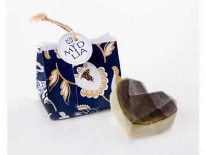 Tuhý kondicionér na vlasy s kopřivou